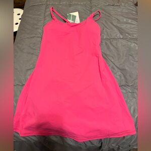 HALARA Easy Peezy dress